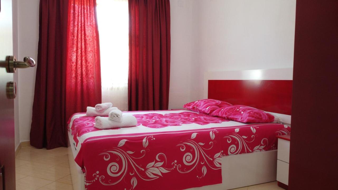 Dema Apartment *